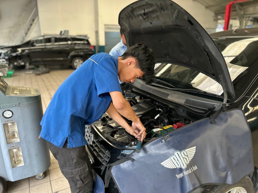 Servis Berkala Mobil